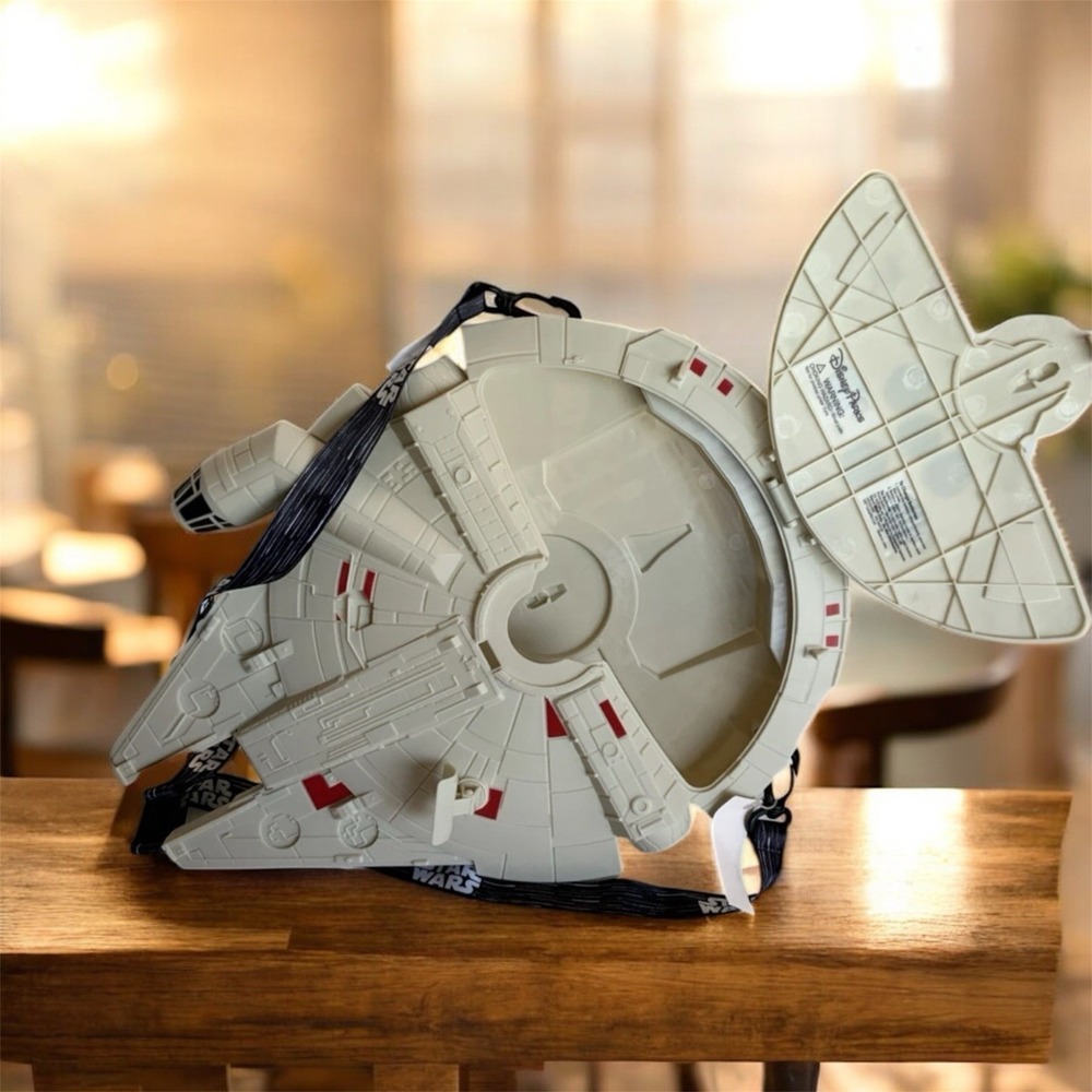 Star Wars Millennium Falcon Pop Corn Bucket from Disney Parks, Lights Up, New